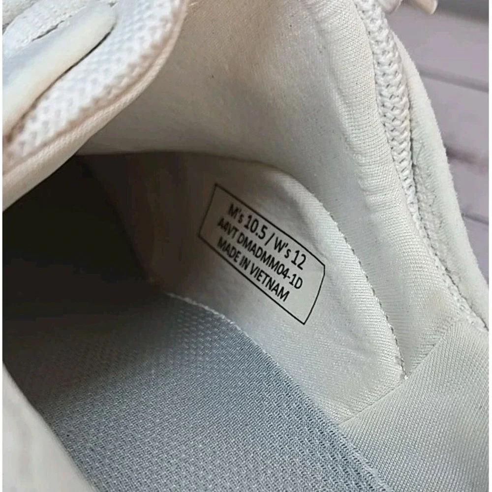 Kizik Madrid Eco Knit Mens 10.5 White‎ Cream Shoes Athletic Running Walking